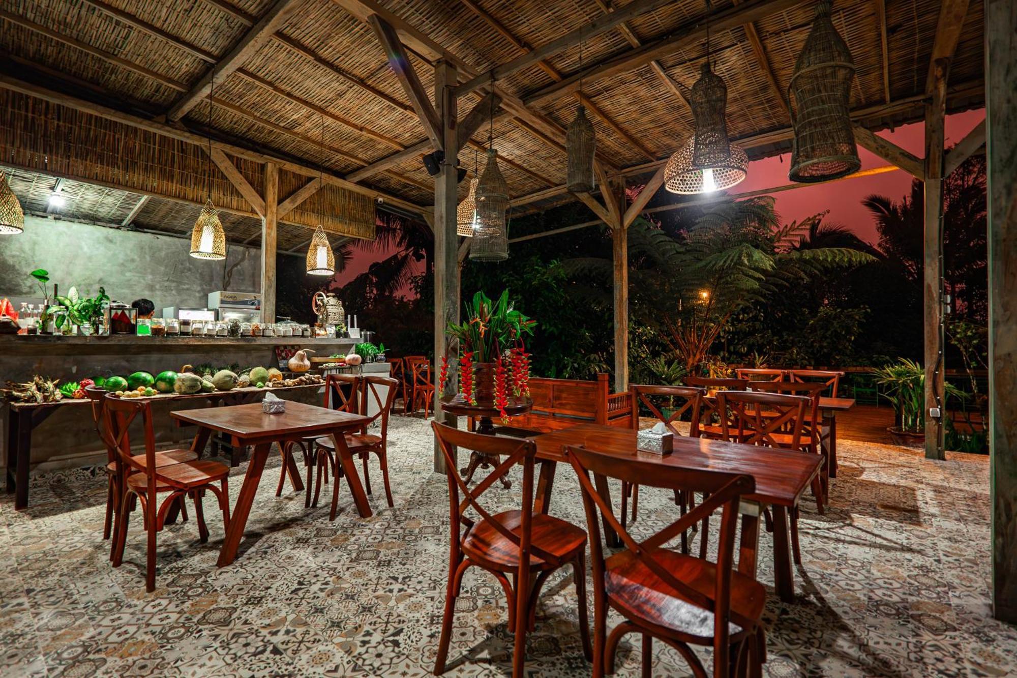 Bali Jungle Camping By Amerta Experience Selemadeg Buitenkant foto